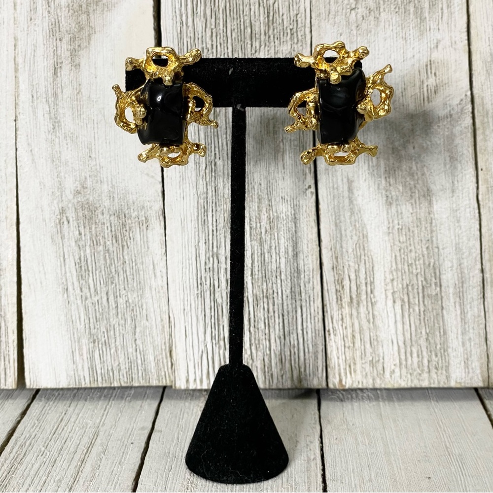 Ivana Ivana Trump Vintage Brutalist Chunky Gold Tone Lucite Clip On Earrings View 5